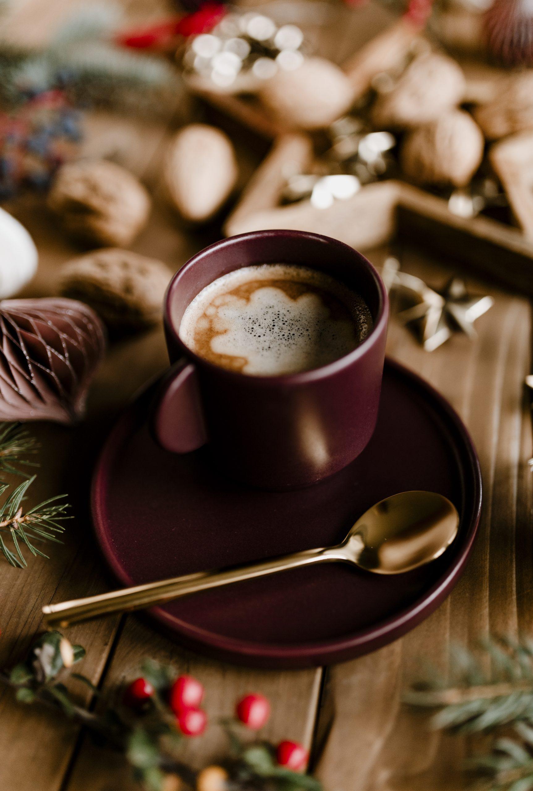 Lire la suite à propos de l’article Pourquoi le café est la boisson idéale des fêtes de Noël ?